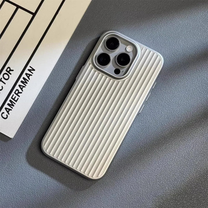 TitanBouclier Pro - Coque iPhone en Titane Premium