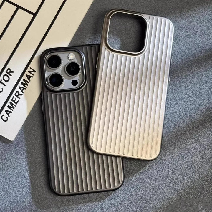 TitanBouclier Pro - Coque iPhone en Titane Premium