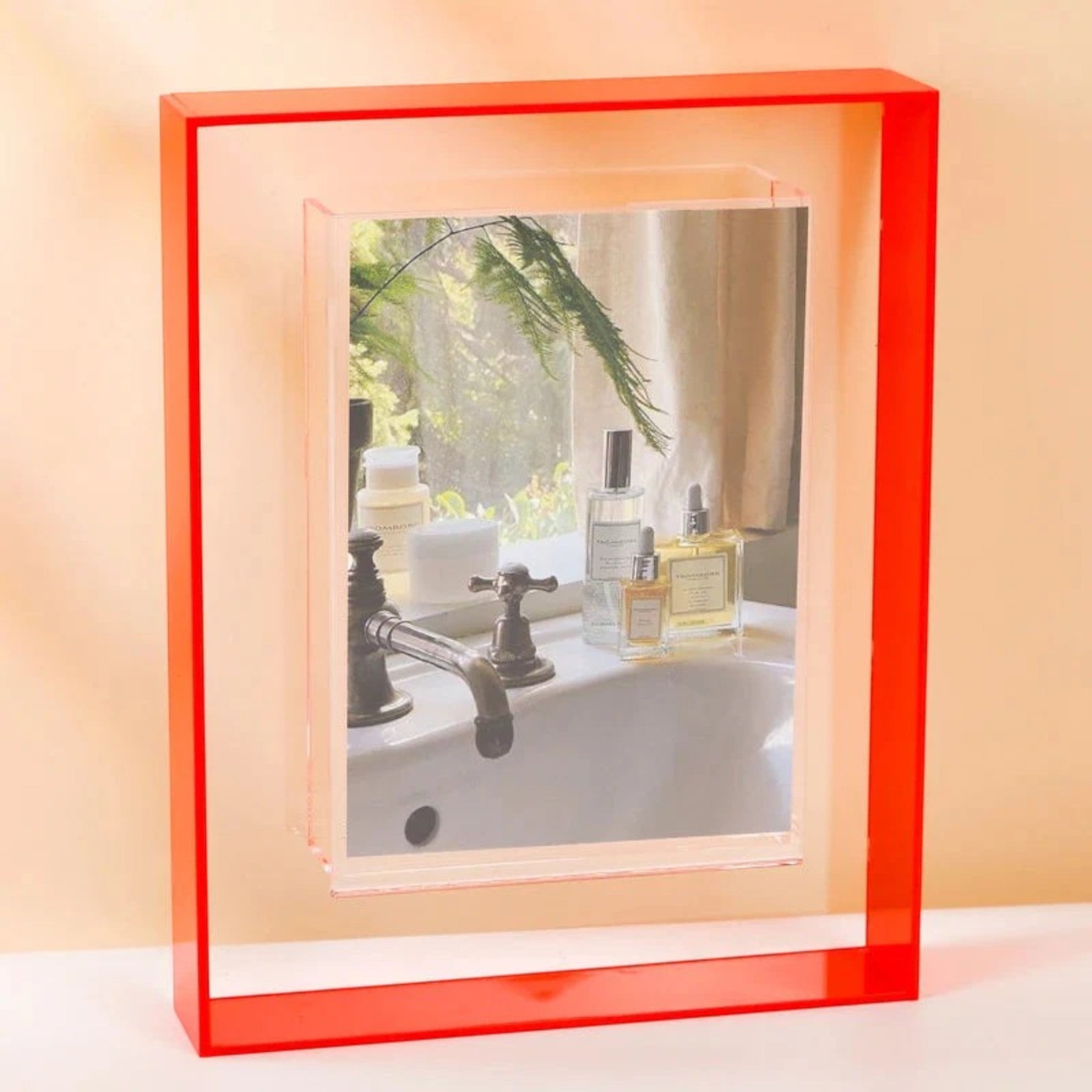 Cadre Élégant et Moderne en Verre Transparent – Clarity II
