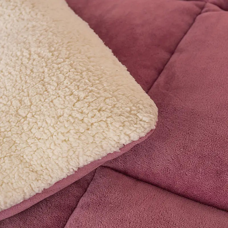 DouceurNest - Couette Moderne Matelassée, Douce Microfibre, Chaleur Toute Saison, Lavable et Respirante