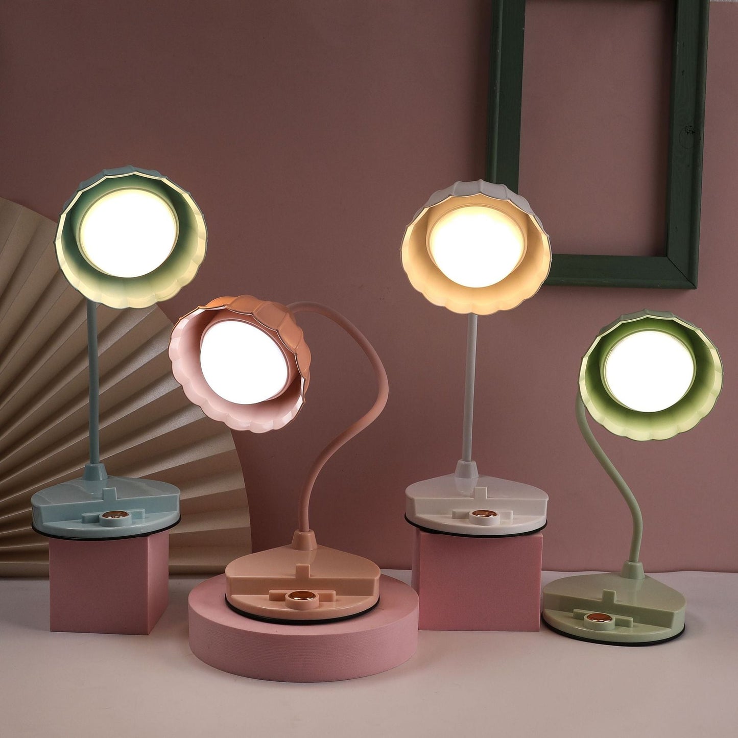 Lampe de Table LED Rechargeable – Design Fleur avec Capteur Tactile en ABS & PP – Bloomia