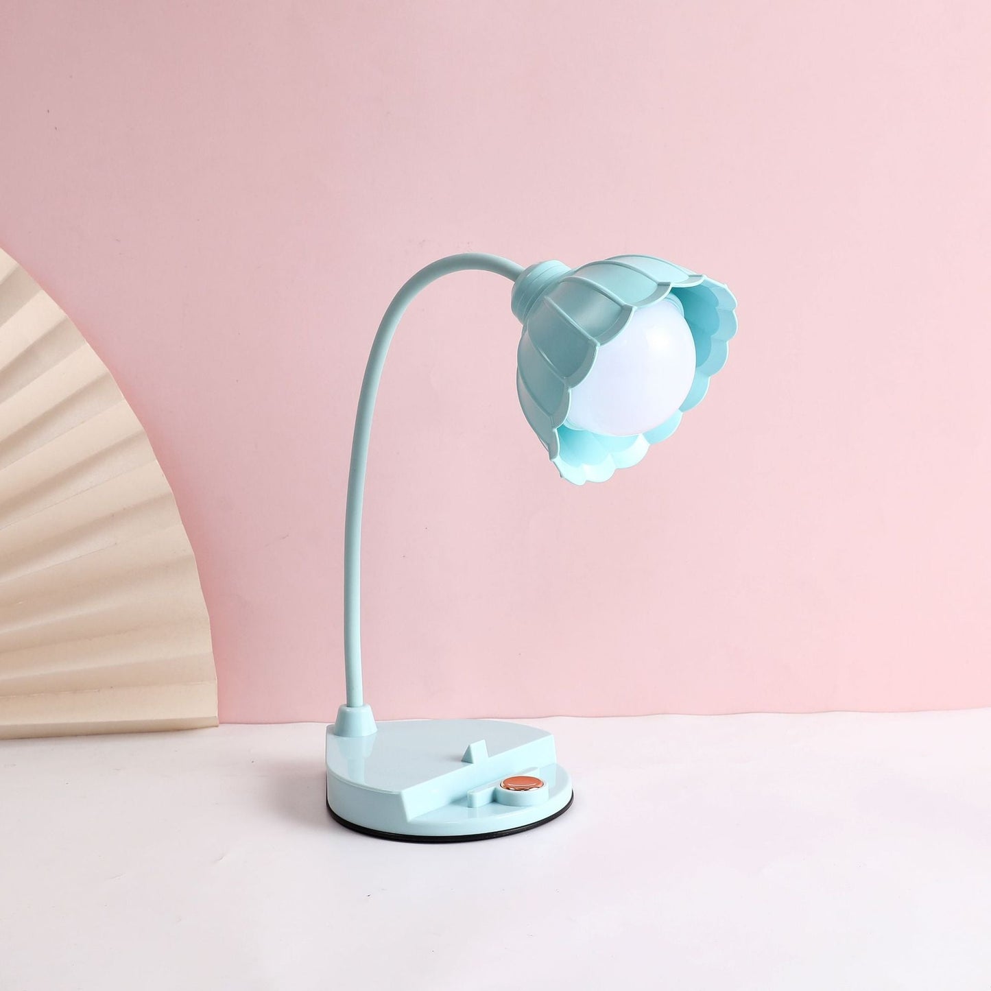 Lampe de Table LED Rechargeable – Design Fleur avec Capteur Tactile en ABS & PP – Bloomia