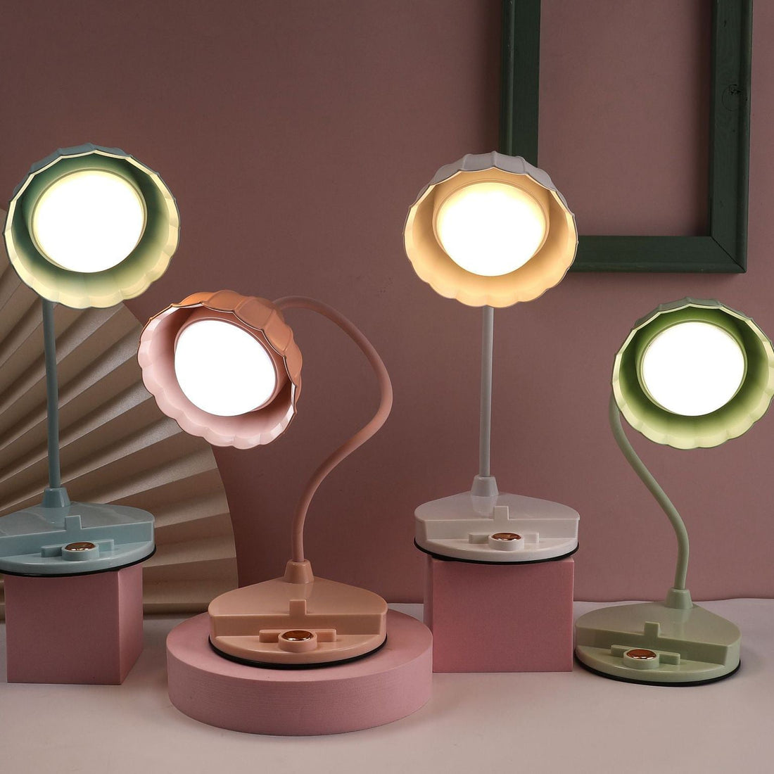 Lampe de Table LED Rechargeable – Design Fleur avec Capteur Tactile en ABS & PP – Bloomia
