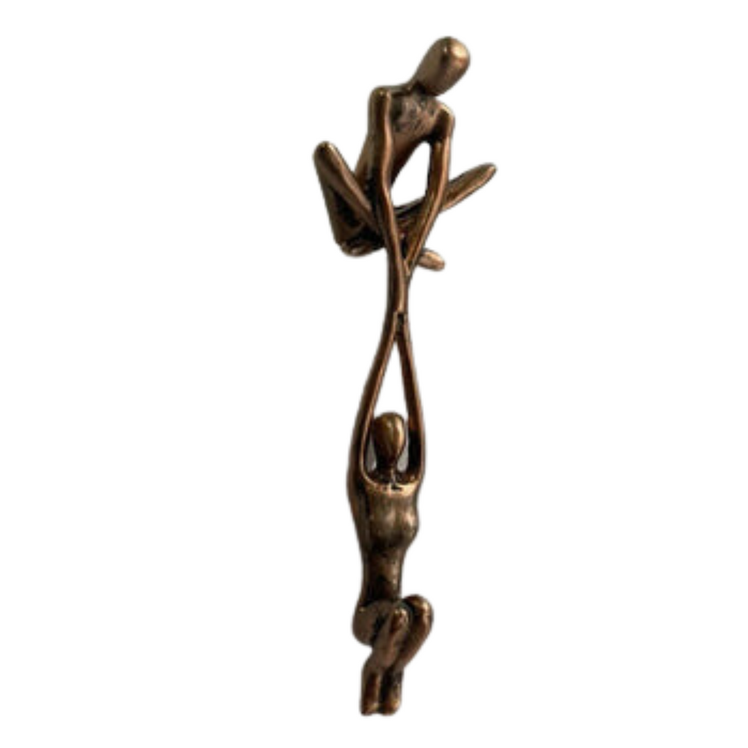 Sculpture Éternel Amour et Force – Statue Symbolique et Émotive