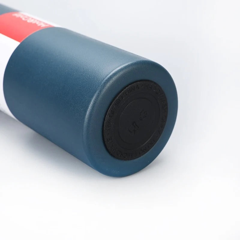 Carafe Isotherme Antirouille – Durable et Élégante – SteelSip