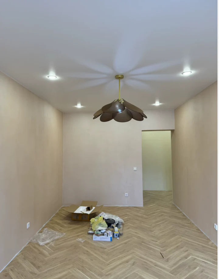 Lustre Pétale - Suspension Lumineuse Élégante