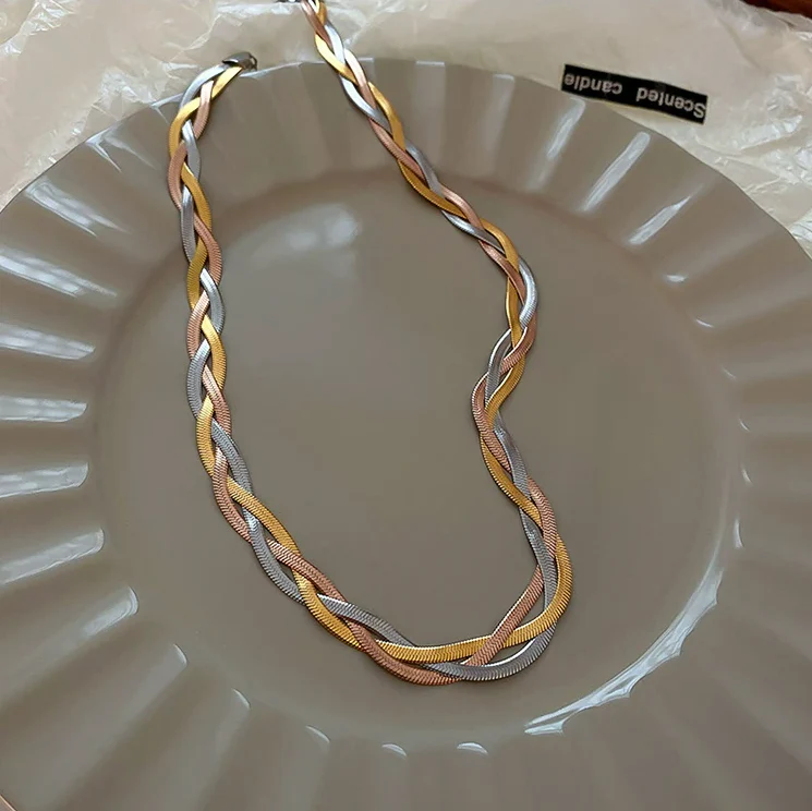 Collier Élégant en Or et Argent – Raffinement et Style - Claire