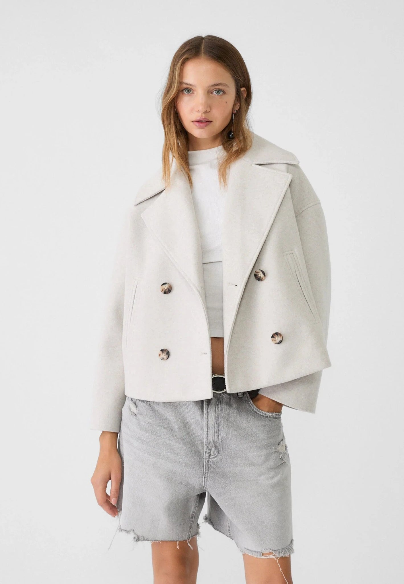 Veste Courte Croisée – Élégante & Structurée – DuoChic