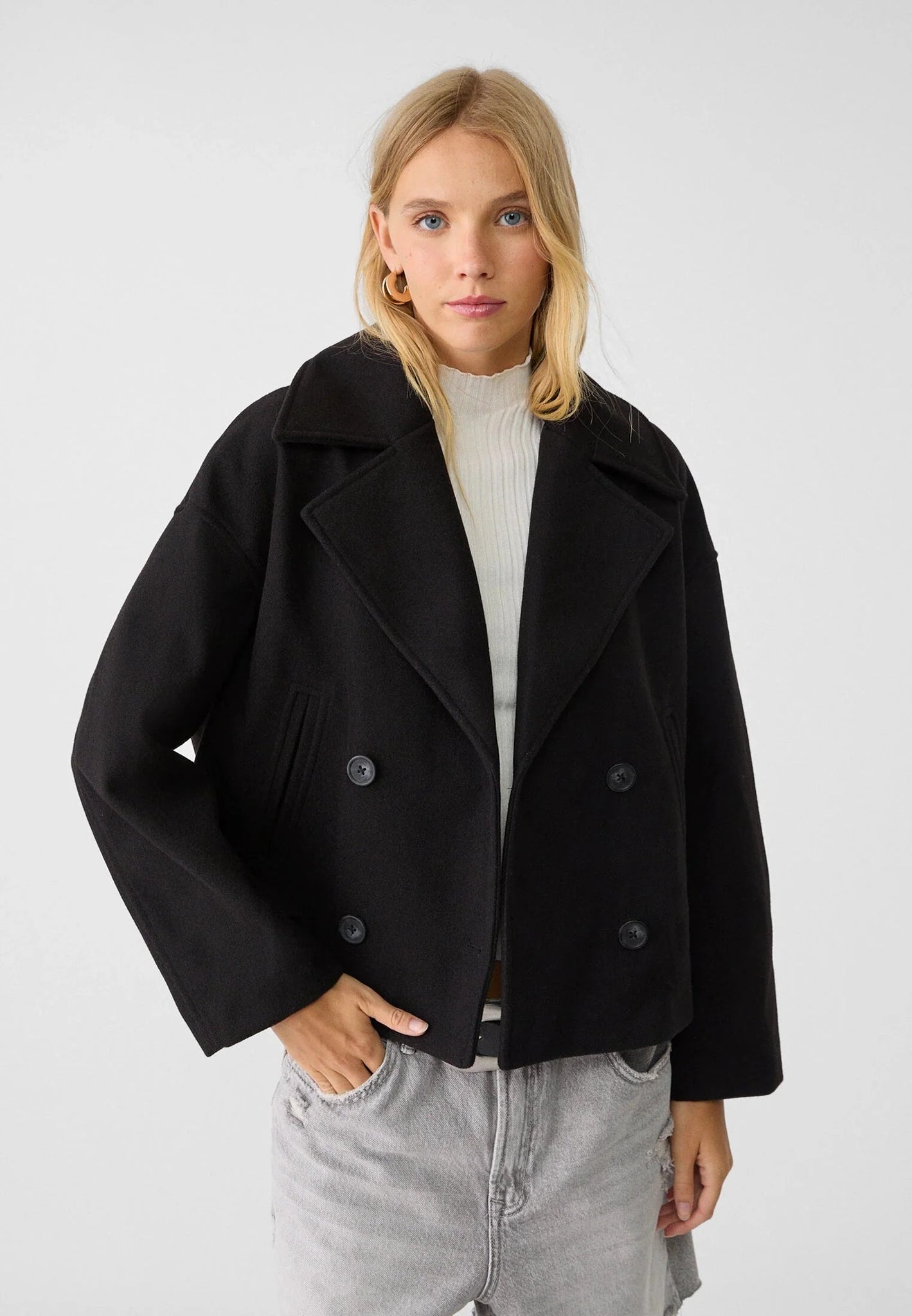 Veste Courte Croisée – Élégante & Structurée – DuoChic