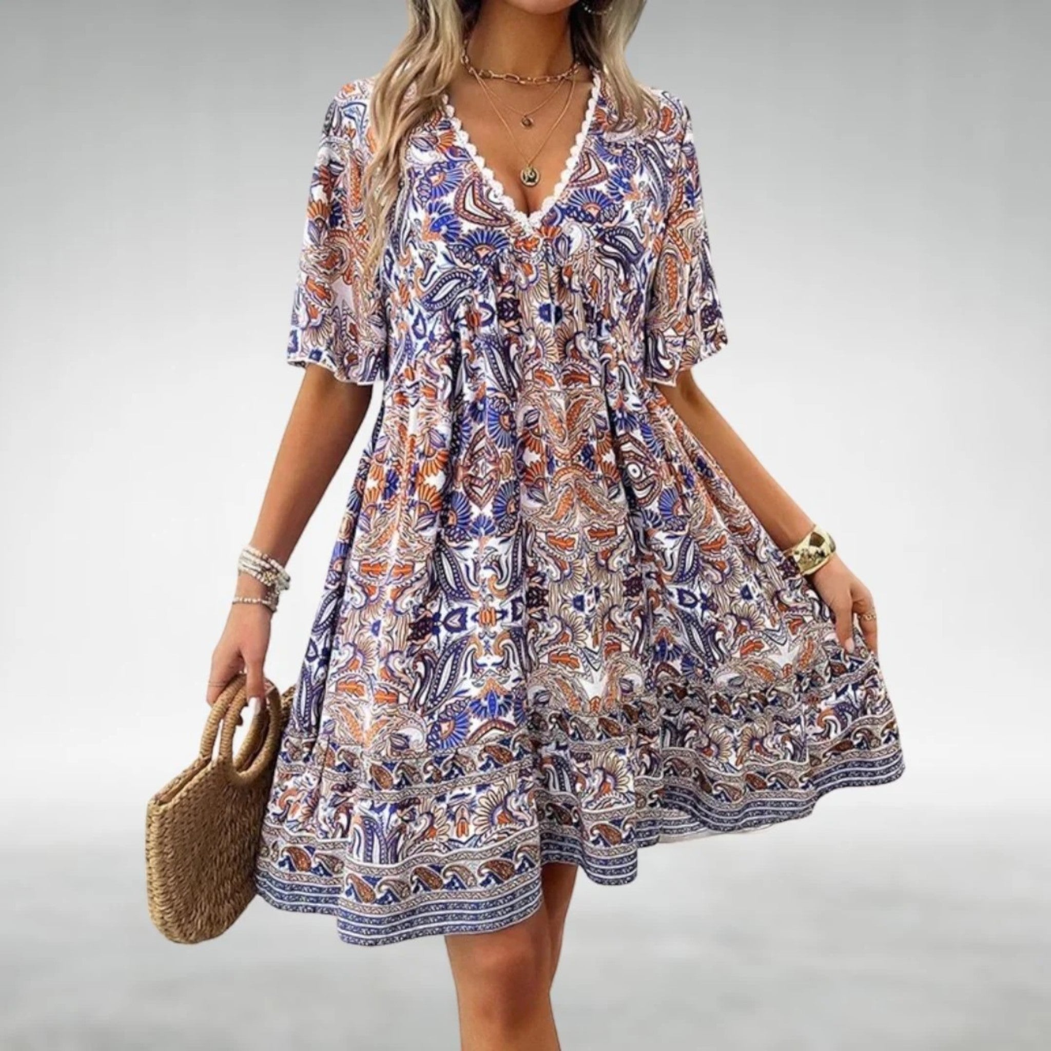 matilda-elegant-dress-241174_2bd113c7-9125-4166-9570-9ec9778a7184-Photoroom.jpg