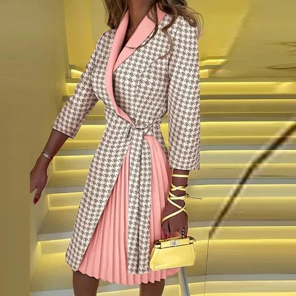 Robe Blazer Élégante à Col Découpé – Chic et Raffinée - Isabelle